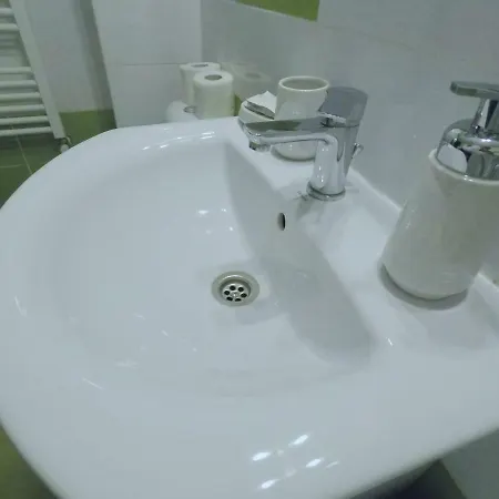 Ada Apartment *
